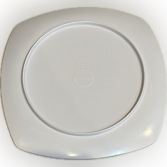 VTG PASTEL STRIPED SPOTED LIGHT MELAMINE 9.5” 4 PLATES EASTER DORM PARTY PICNIC - Picture 7 of 14